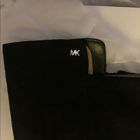 Bromley stretch over the knee boot - Picture 3 of 6